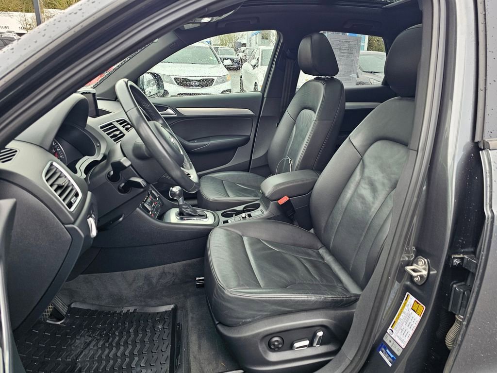 Used 2018 Audi Q3 2.0T Premium AWD/4WD image 23