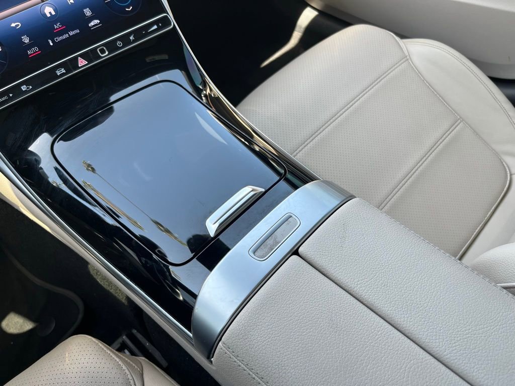 Used 2022 Mercedes-Benz C 300 Sedan w/ Exclusive Trim Package image 26
