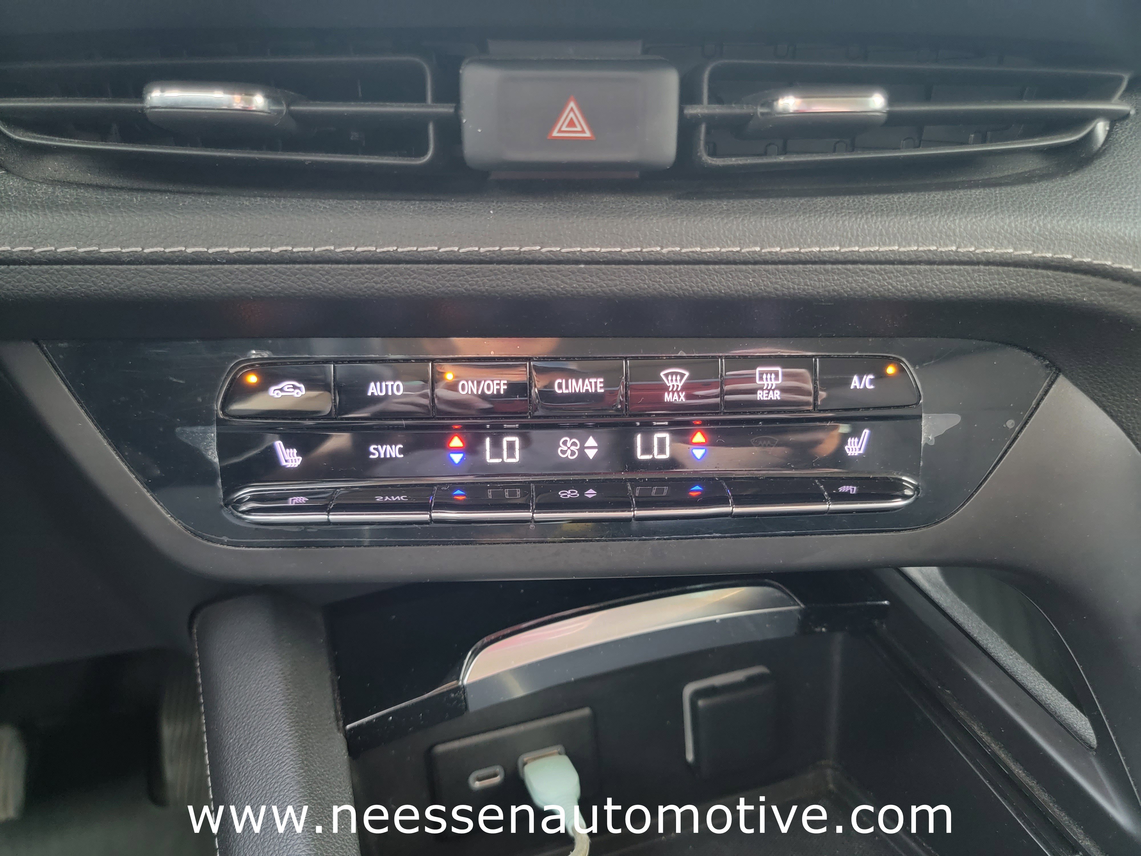 Used 2022 Buick Envision Preferred image 23