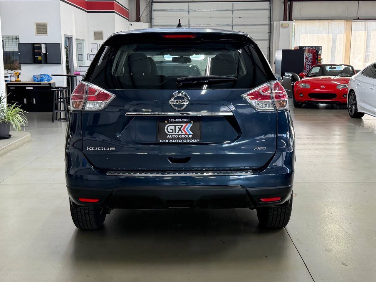 Used 2016 Nissan Rogue S AWD/4WD image 3