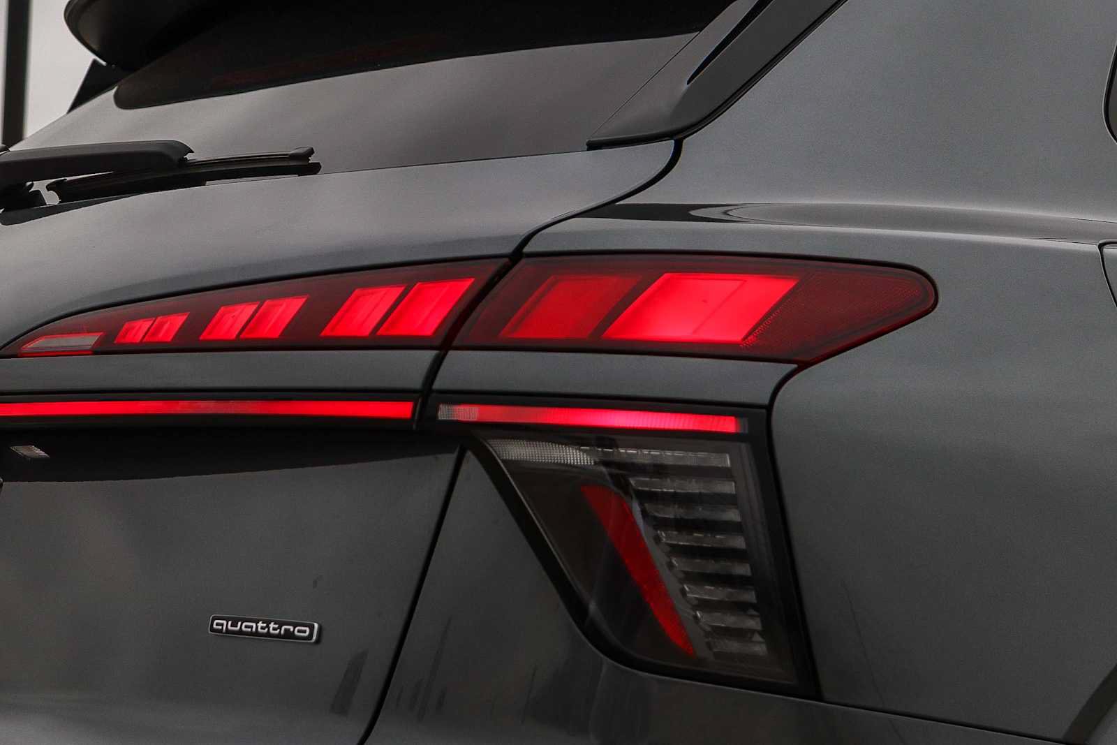 New 2026 Audi Q3 quattro 2.0T AWD/4WD image 10