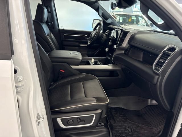 Used 2023 RAM 1500 Laramie AWD/4WD image 23