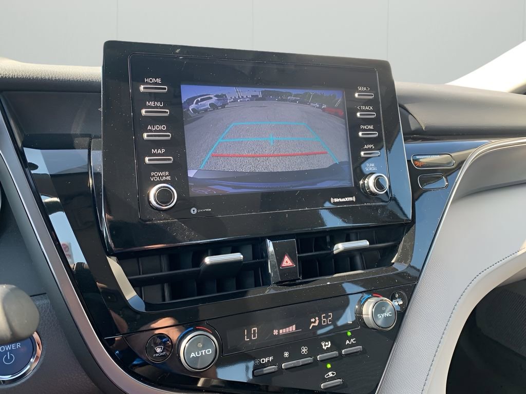 Used 2024 Toyota Camry SE image 21