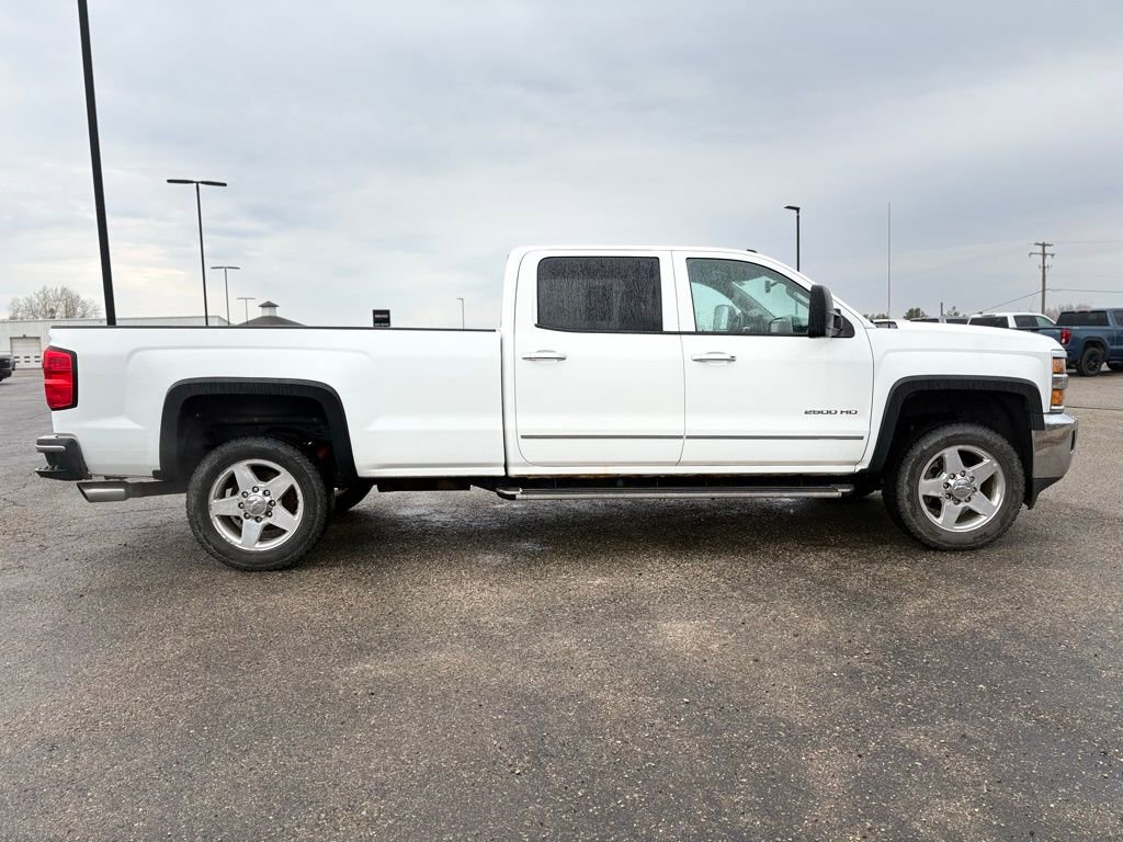 Used 2015 Chevrolet Silverado 2500 LTZ AWD/4WD image 7