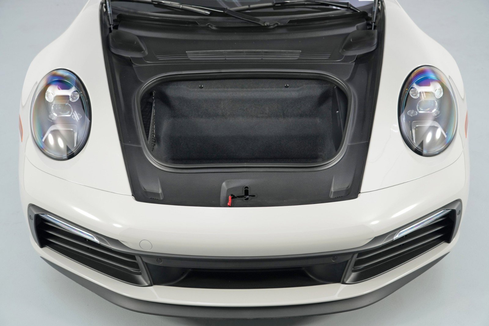 Used 2024 Porsche 911 Carrera T RWD image 8