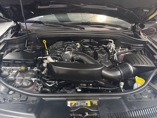 Used 2025 Dodge Durango GT image 41