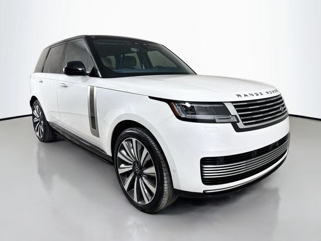 Certified 2025 Land Rover Range Rover SV AWD/4WD image 3