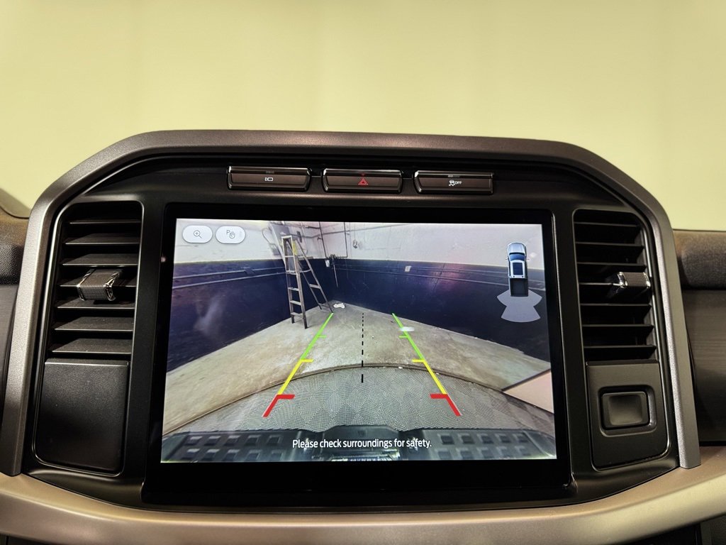 Used 2022 Ford F150 Lightning Pro image 15