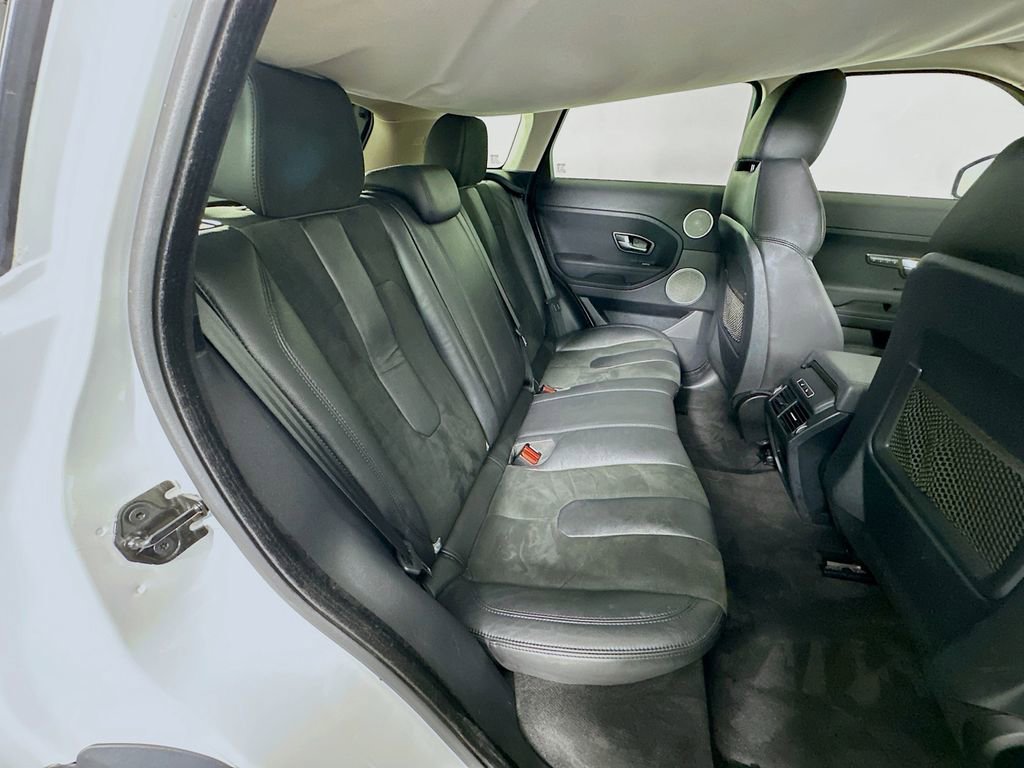 Used 2015 Land Rover Range Rover Evoque Pure image 27