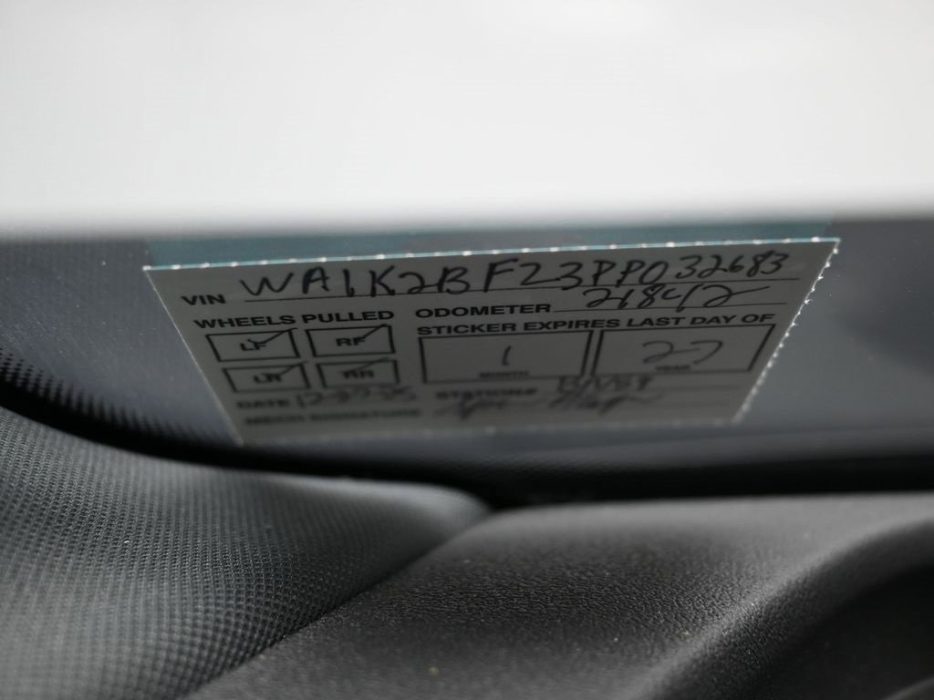 Used 2023 Audi Q4 e-tron Premium w/ Convenience Package image 10