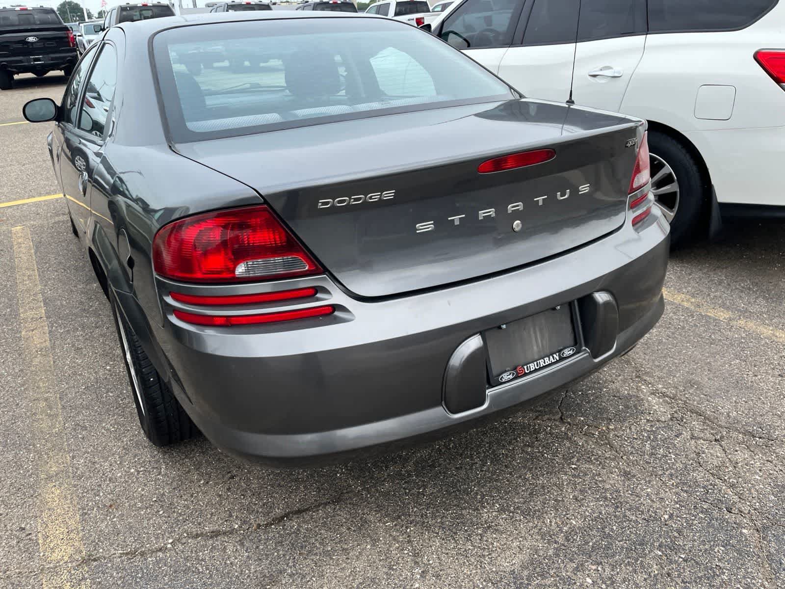Used 2004 Dodge Stratus SXT FWD image 11