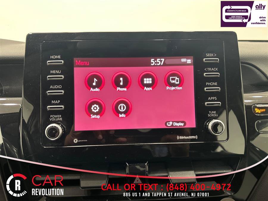 Used 2021 Toyota Camry SE FWD image 17