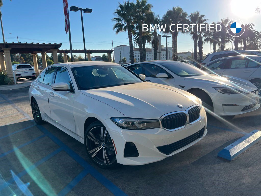 Used 2024 BMW 330i Sedan w/ Convenience Package RWD image 1
