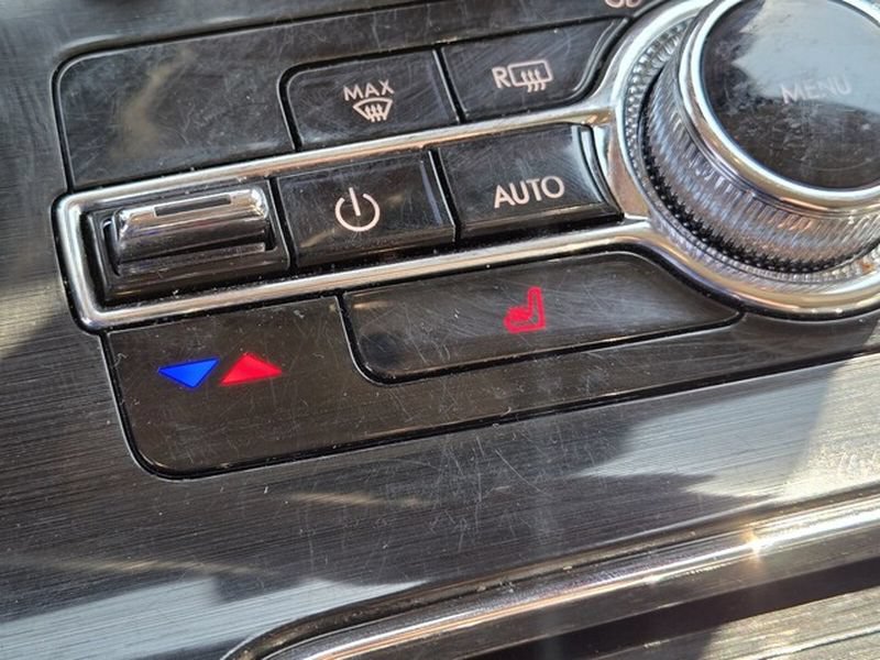 Used 2023 Lincoln Nautilus AWD w/ Premium Package image 29