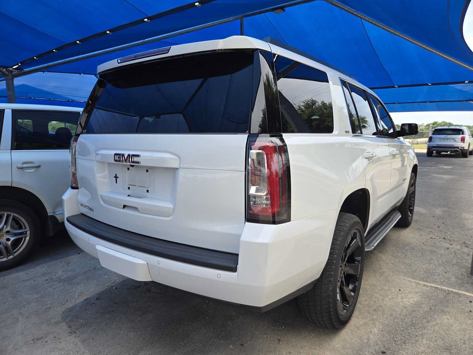 Used 2019 GMC Yukon SLT w/ Open Road Package RWD image 4
