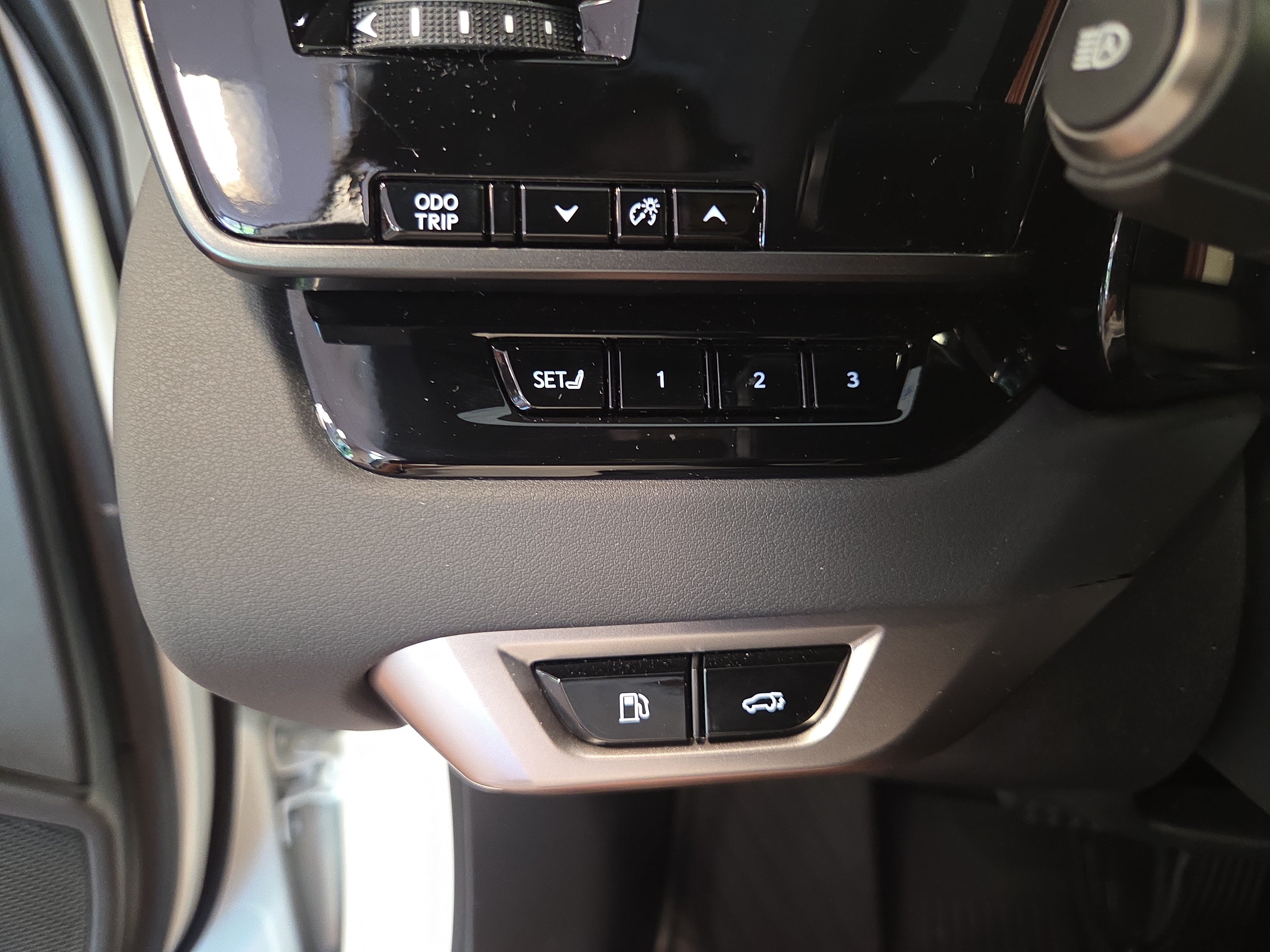 Certified 2025 Lexus RX 350 Premium Plus w/ Convenience Package AWD/4WD image 25