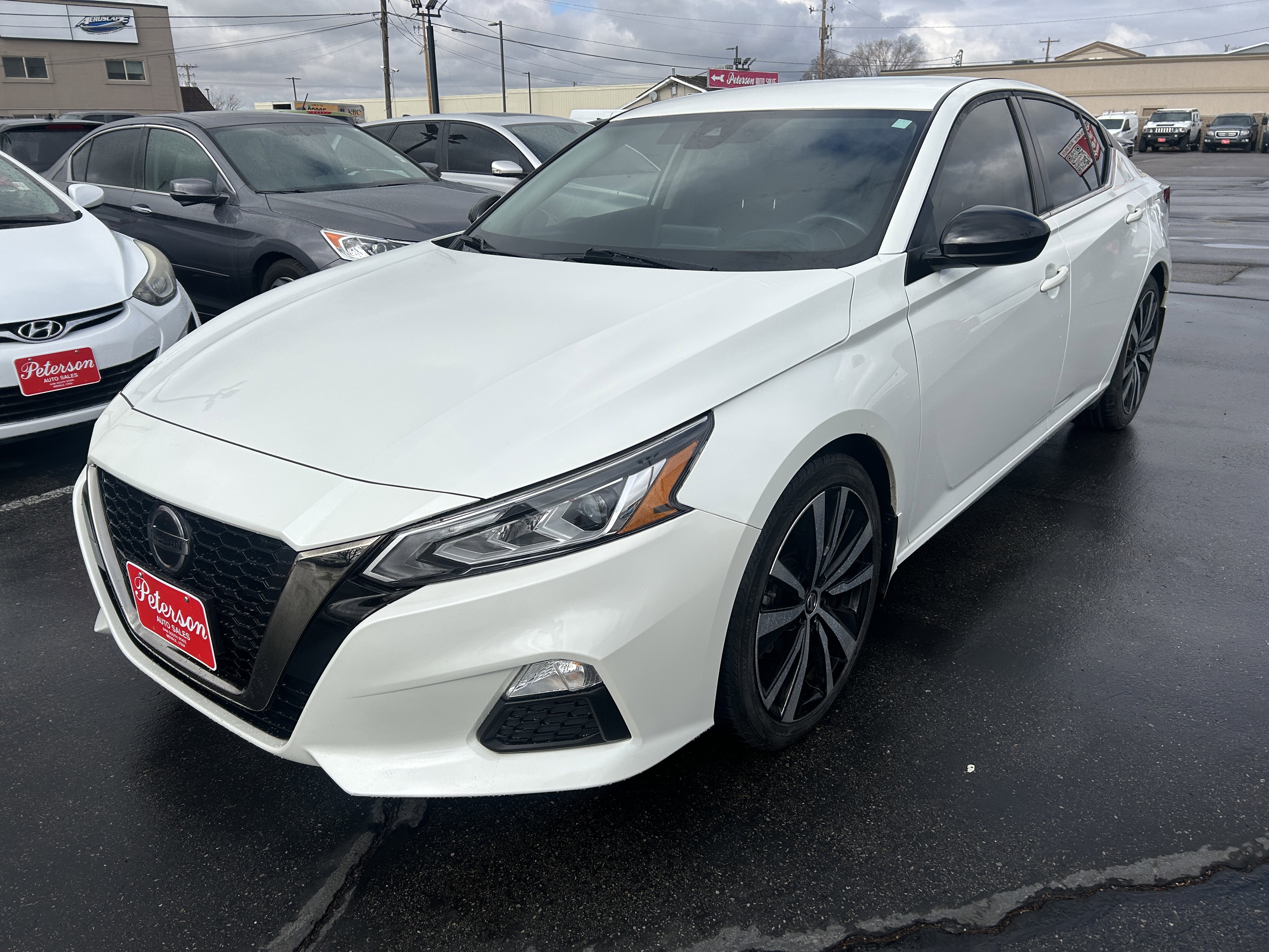 Used 2022 Nissan Altima 2.5 SR image 2