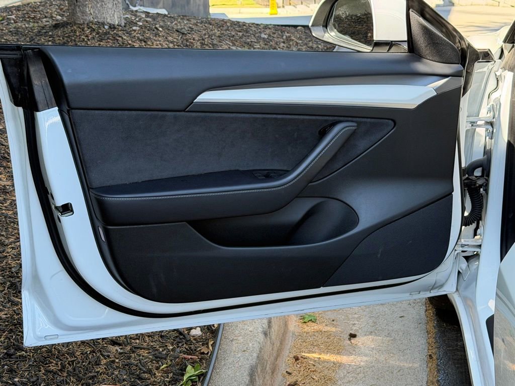 Used 2021 Tesla Model 3 Standard Range Plus RWD image 25