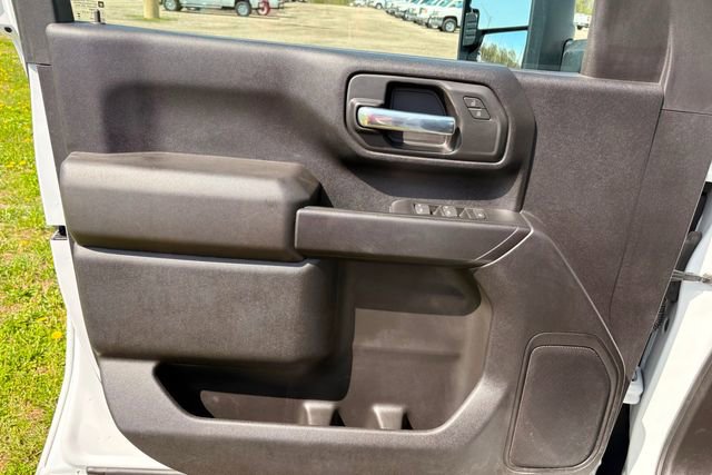Used 2025 Chevrolet Silverado 3500 W/T AWD/4WD image 25