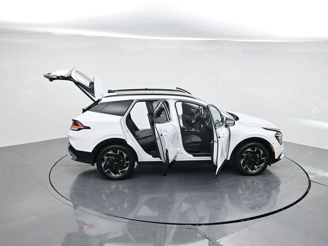 Used 2025 Kia Sportage SX image 47