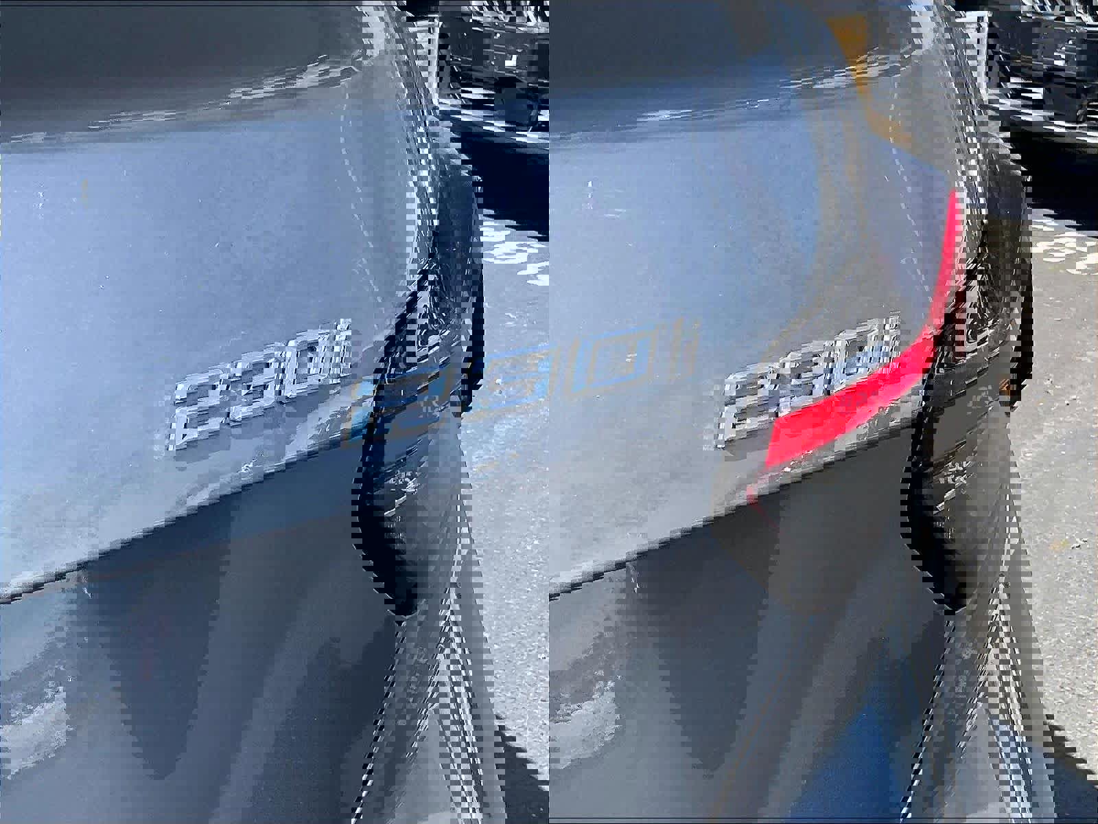 Used 2025 BMW 230i 230i w/ Premium Package image 11