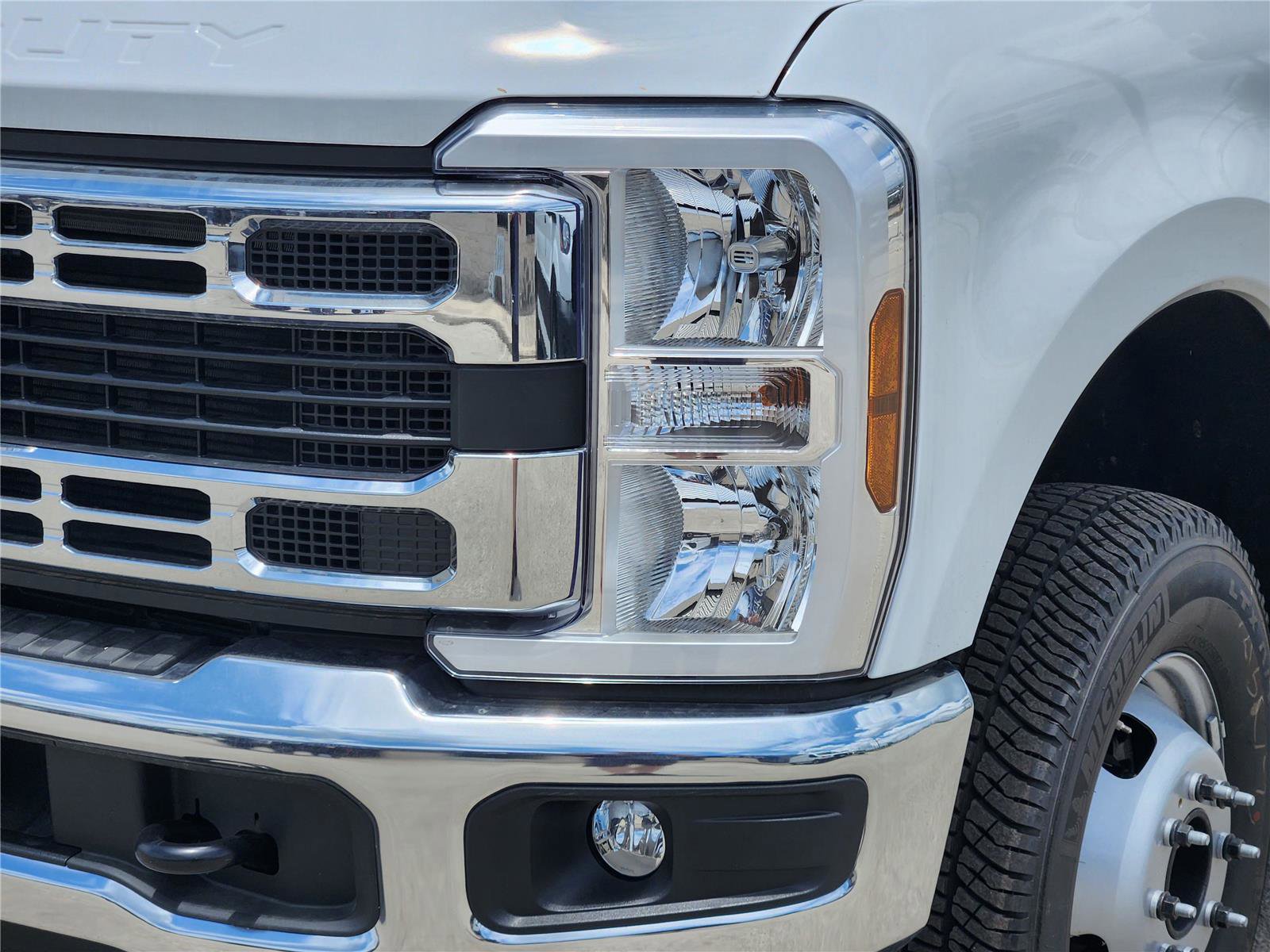 New 2026 Ford F350 XL w/ XL Chrome Package AWD/4WD image 5
