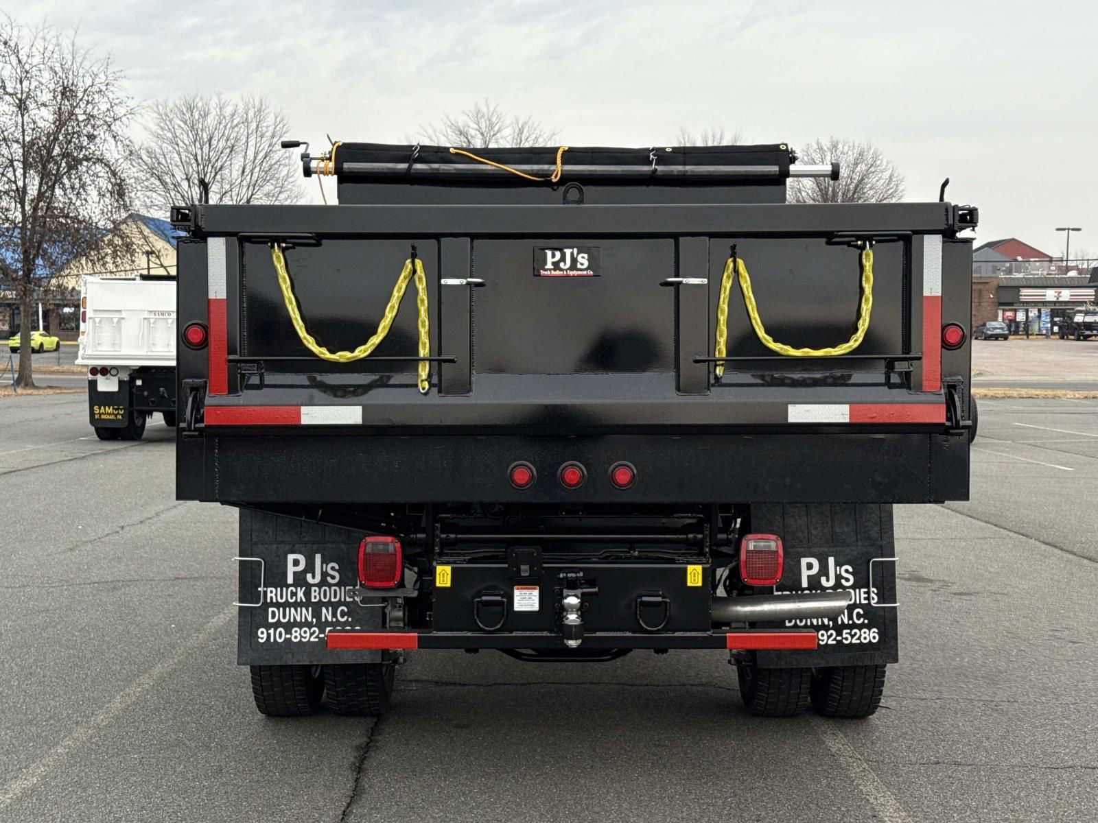 New 2026 Ford F550 4x4 Crew Cab image 4