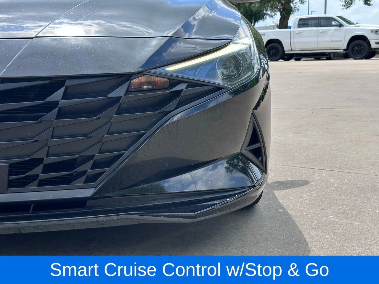 Used 2021 Hyundai Elantra SEL w/ Convenience Package image 4