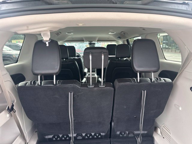 Used 2024 Chrysler Pacifica Touring-L FWD image 14