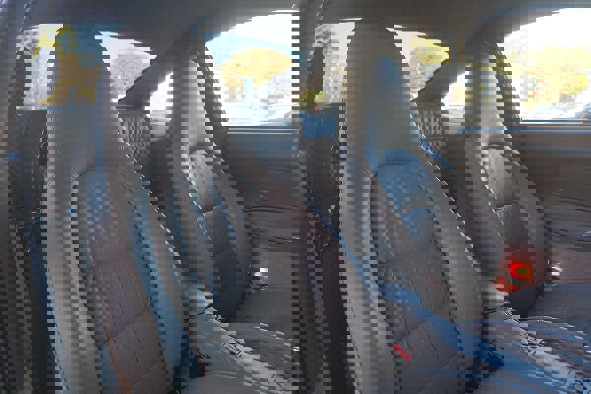 Used 2002 Porsche 911 GT3 RS image 31