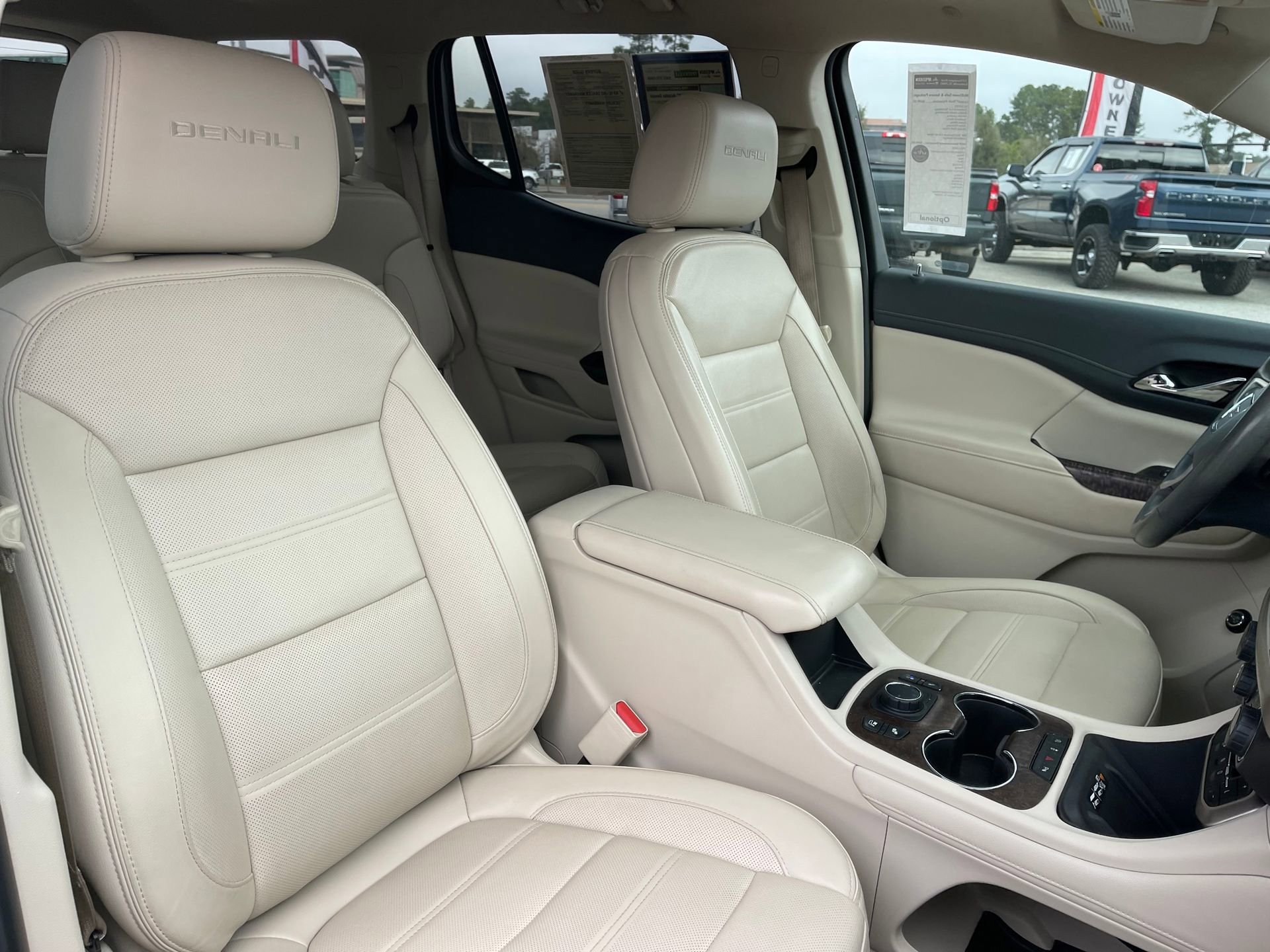 Used 2020 GMC Acadia Denali w/ Trailering Package image 27