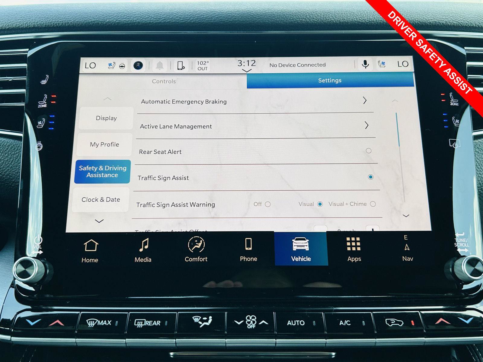 New 2026 Jeep Grand Wagoneer 4WD image 9