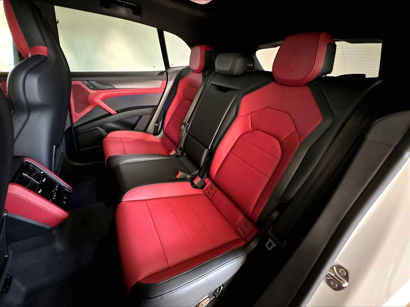 New 2026 Porsche Cayenne Electric AWD/4WD image 28