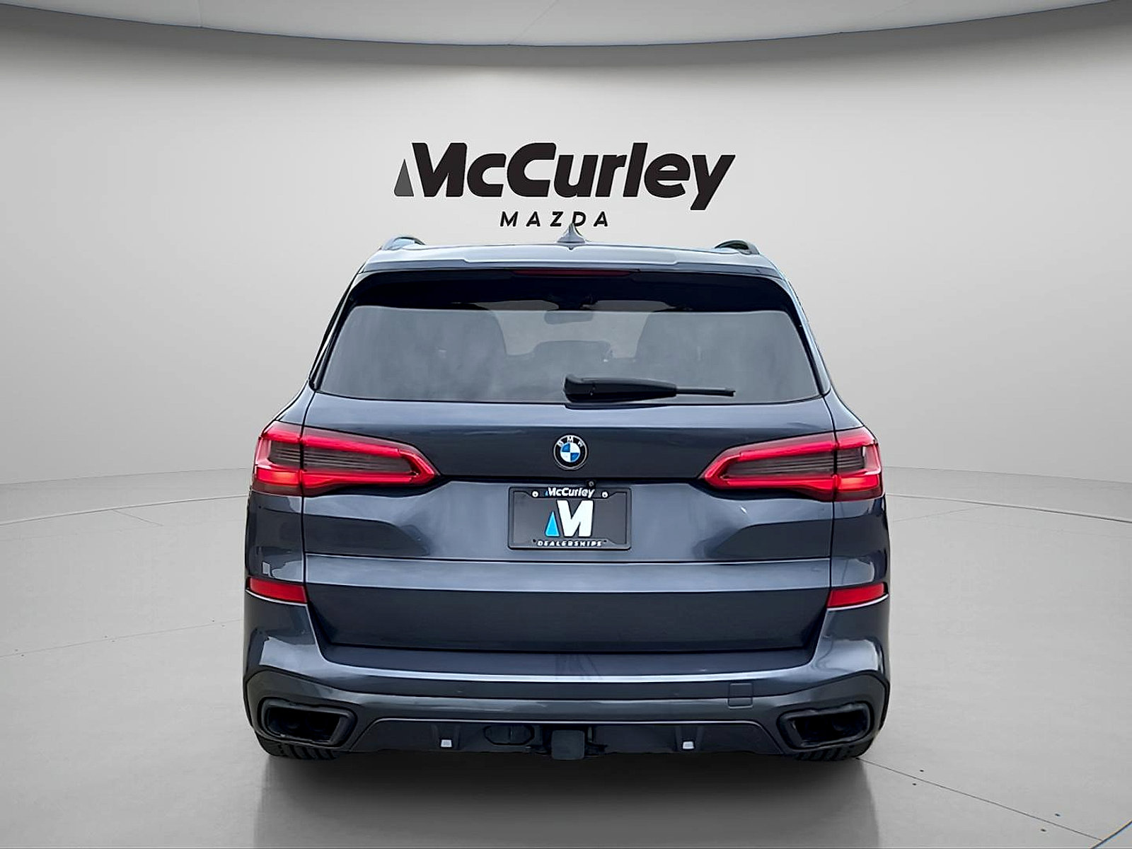 Used 2019 BMW X5 xDrive50i w/ M Sport Package AWD/4WD image 6
