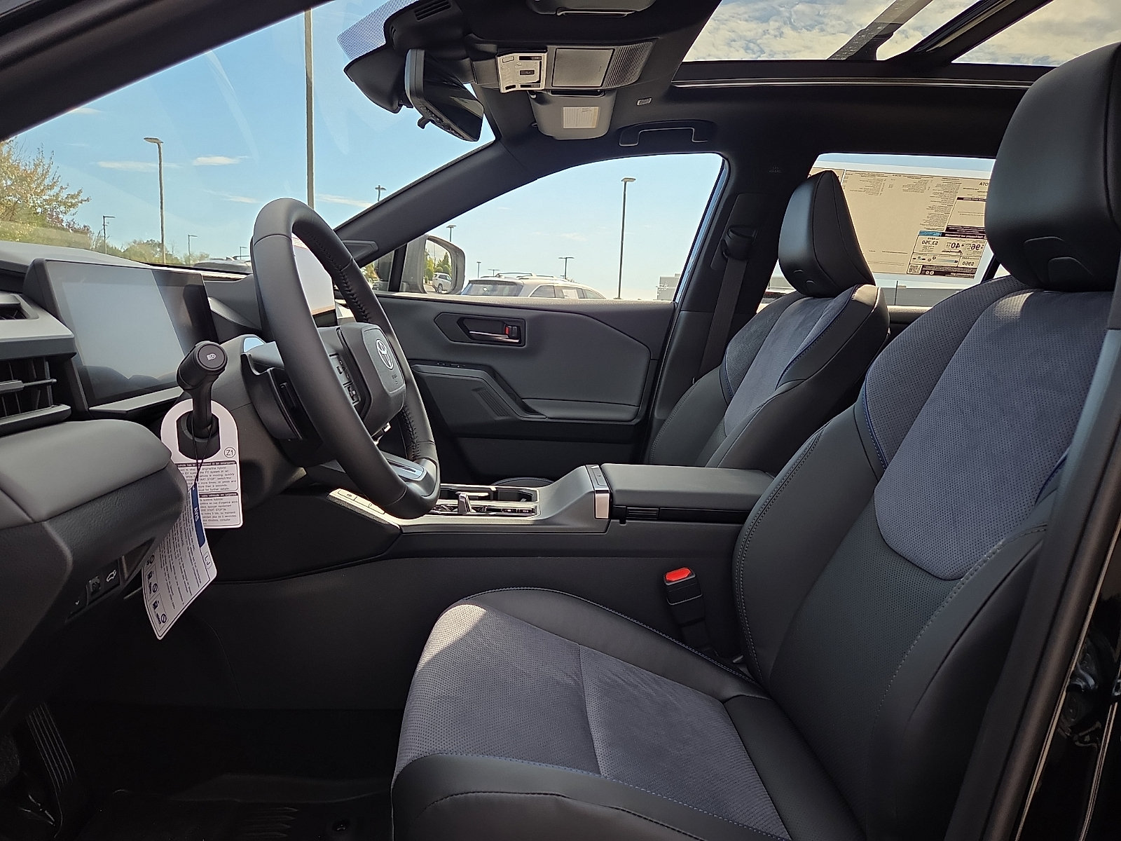 New 2026 Toyota RAV4 XSE w/ Panoramic Sun Roof Package AWD/4WD image 9