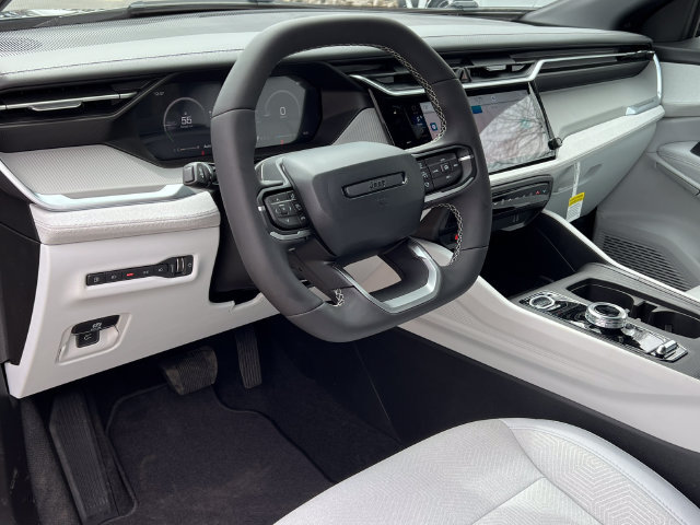 New 2026 Jeep Cherokee Laredo AWD/4WD image 15