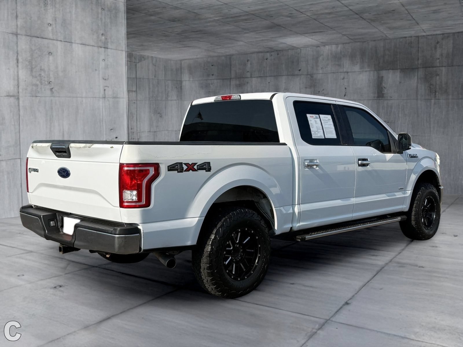 Used 2017 Ford F150 XLT w/ Equipment Group 301A Mid AWD/4WD image 6