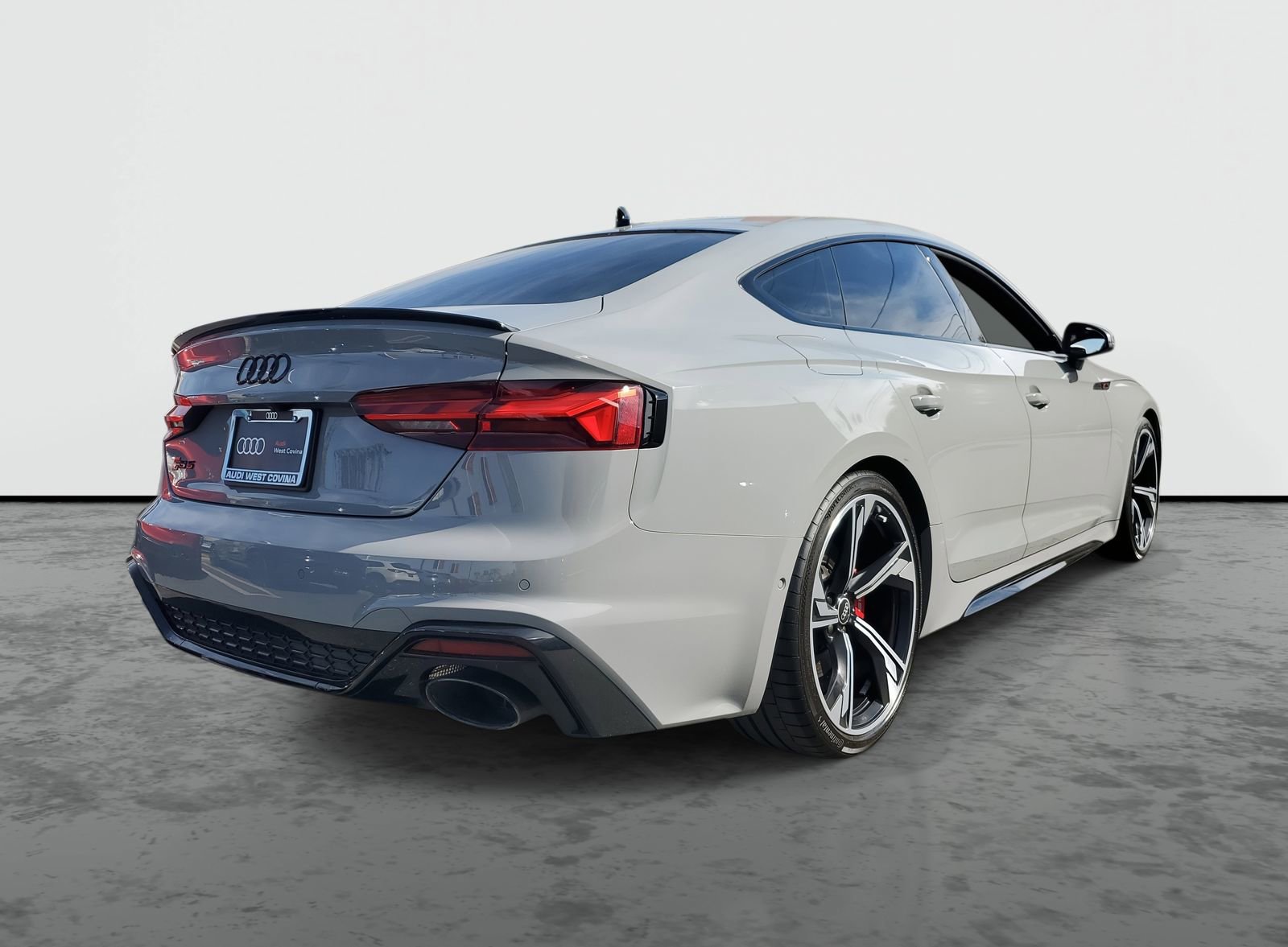 Used 2022 Audi RS 5 Sportback w/ Dynamic Package image 4