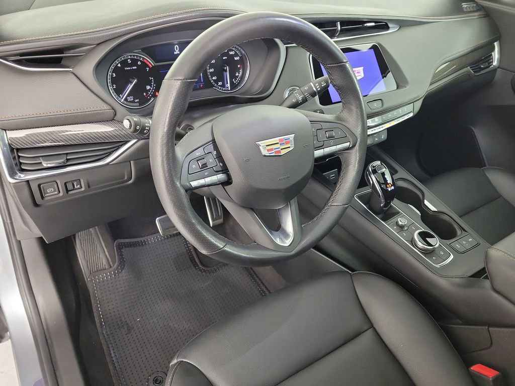 Used 2023 Cadillac XT4 Sport w/ Cold Weather Package FWD image 18