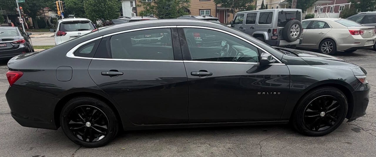 Used 2017 Chevrolet Malibu LT FWD image 8