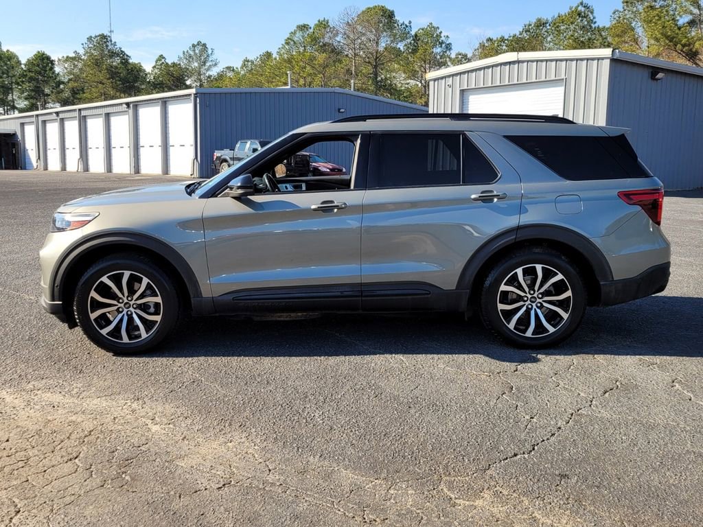 Used 2020 Ford Explorer ST w/ Premium Technology Package image 4