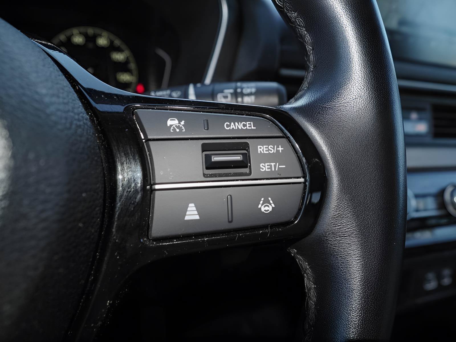 Used 2024 Honda Pilot Touring image 35