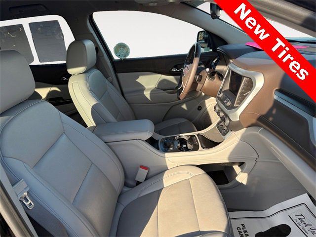 Used 2022 GMC Acadia SLT w/ Preferred Package image 15