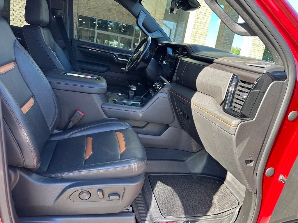 Used 2022 GMC Sierra 1500 AT4 w/ AT4 Premium Package AWD/4WD image 32