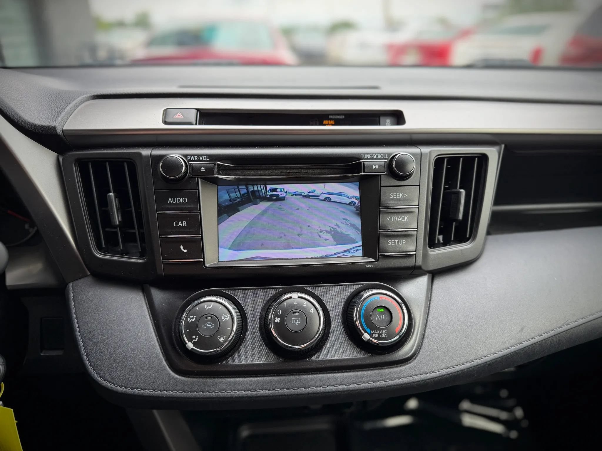 Used 2016 Toyota RAV4 LE FWD image 11