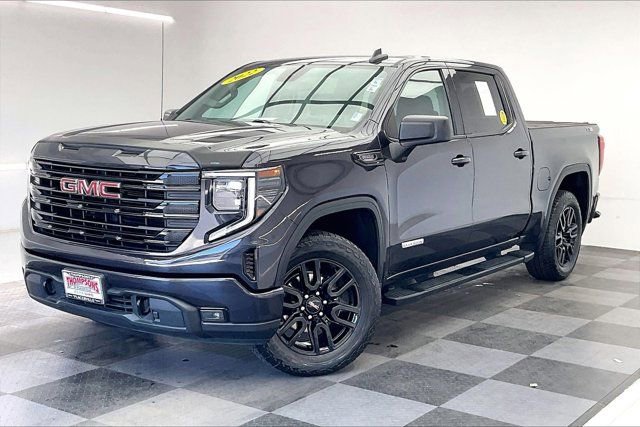 Used 2022 GMC Sierra 1500 Elevation w/ X31 Off-Road Package AWD/4WD image 12