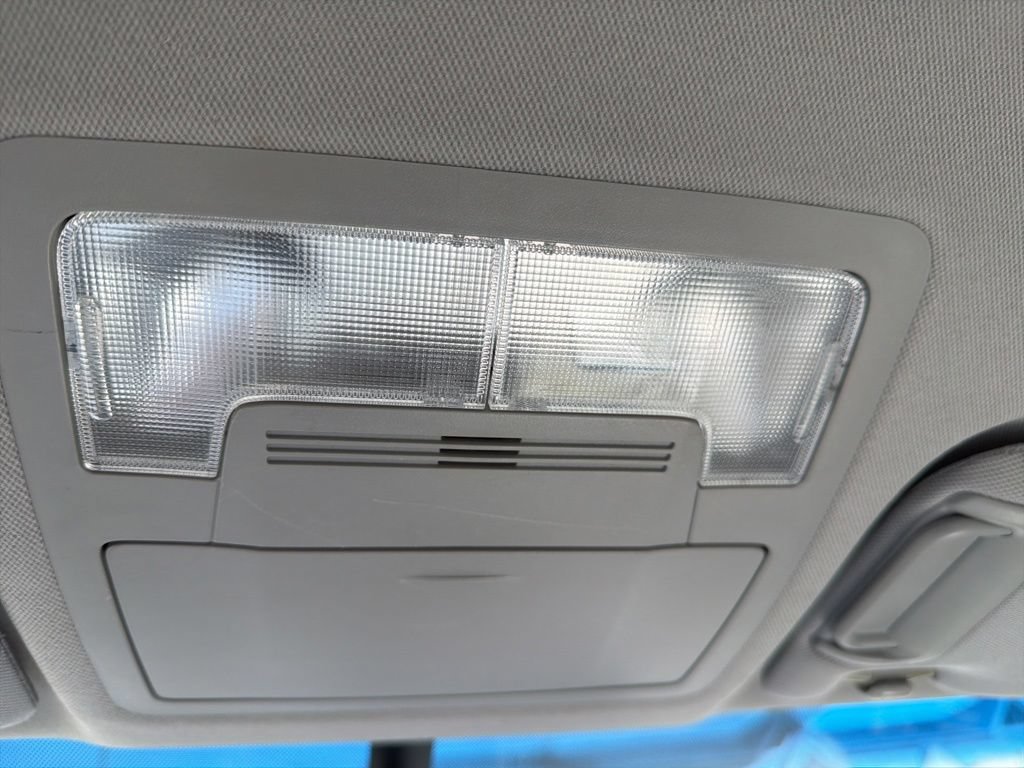 Used 2012 Toyota Camry LE FWD image 22