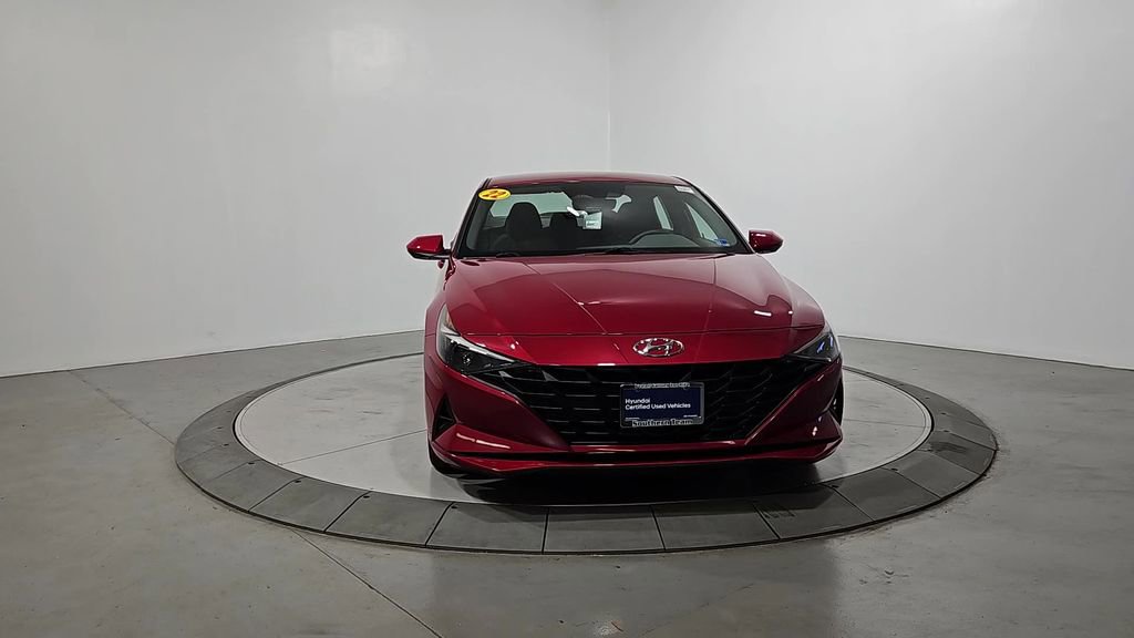 Certified 2022 Hyundai Elantra SEL FWD image 9