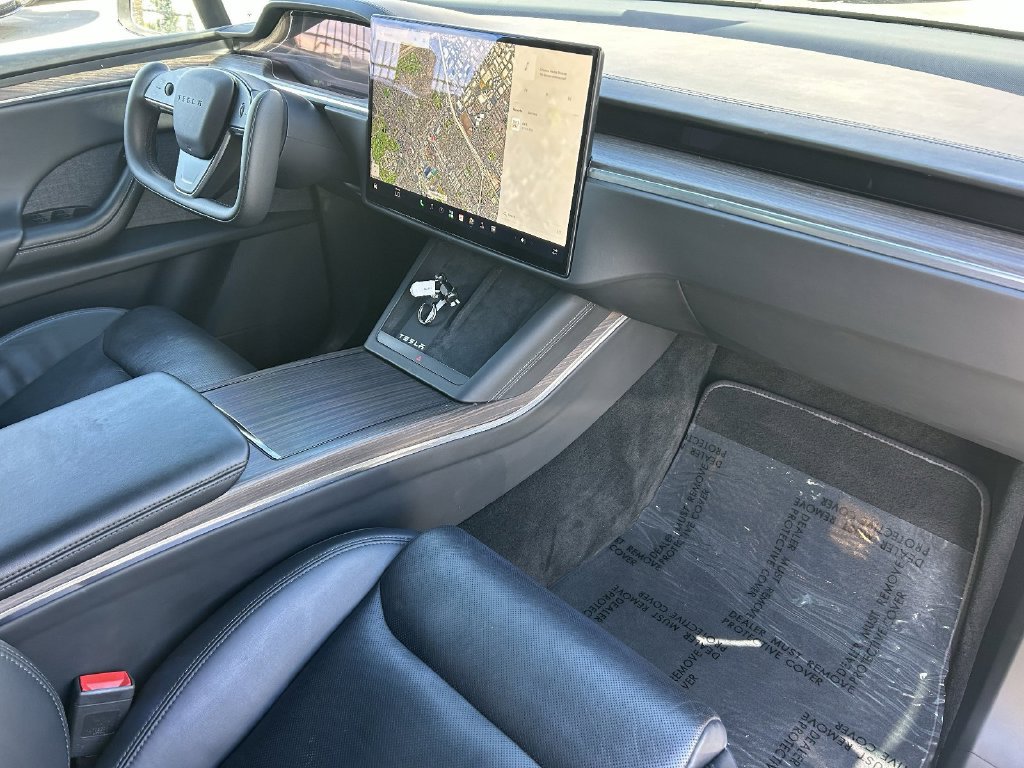 Used 2023 Tesla Model X AWD/4WD image 7