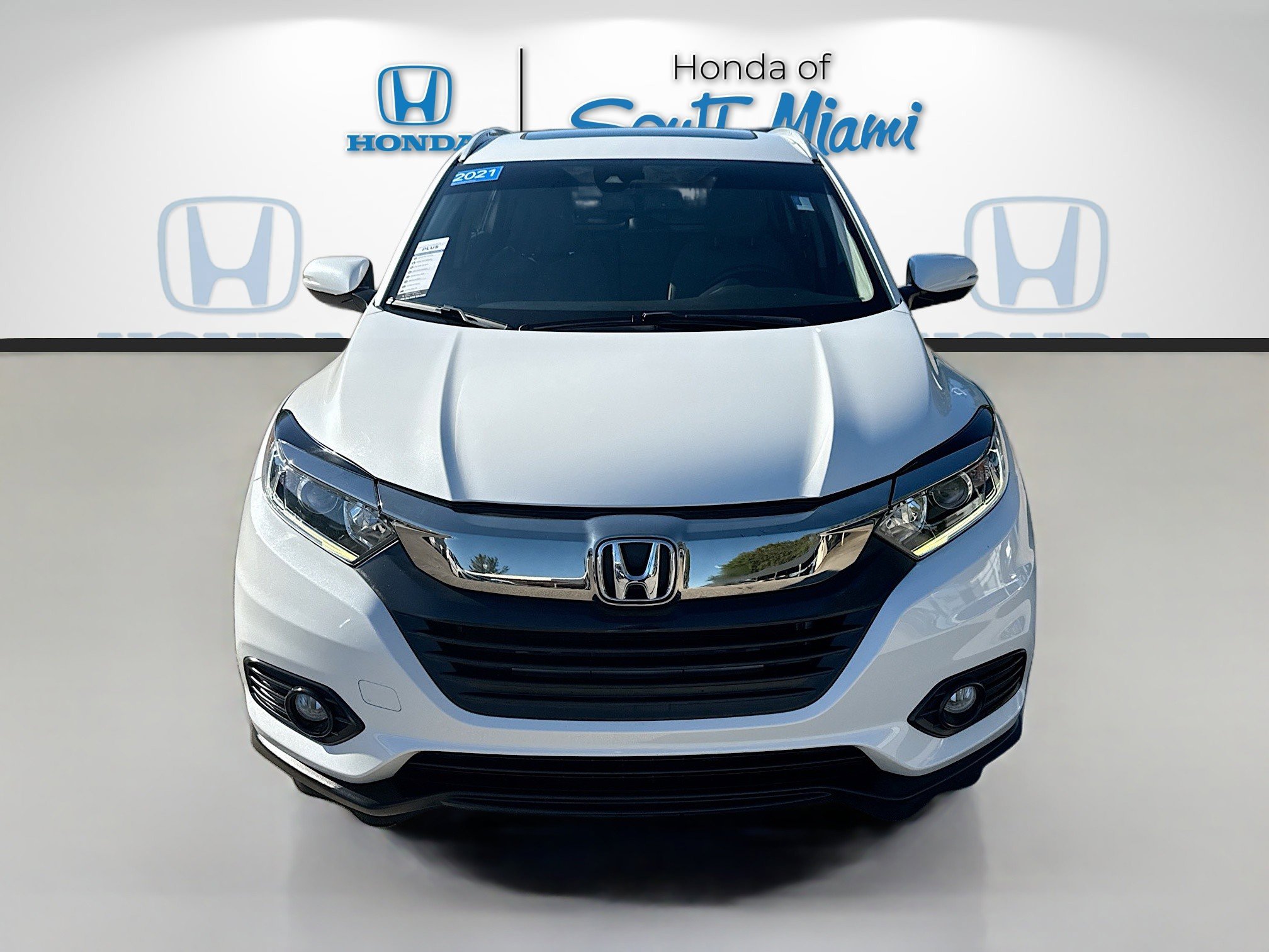 Certified 2021 Honda HR-V EX-L image 2